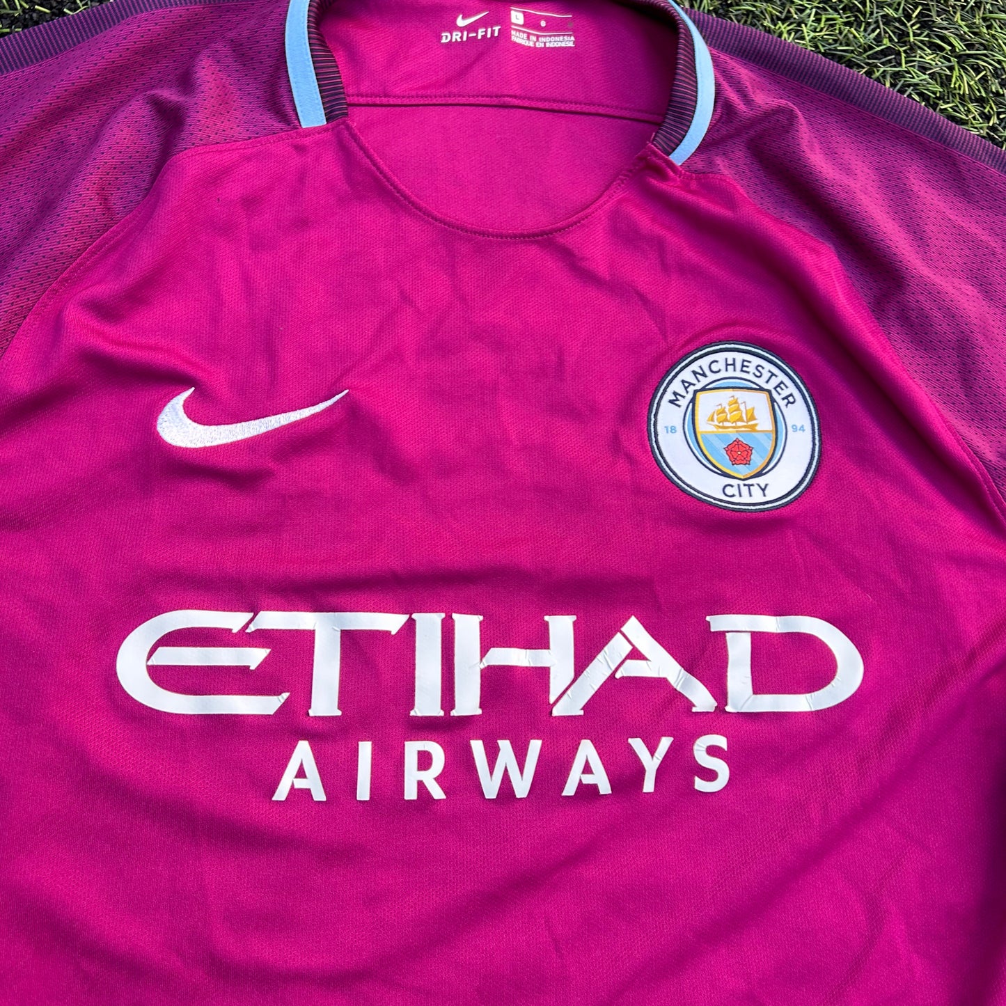 Manchester City 17/18 away Size L
