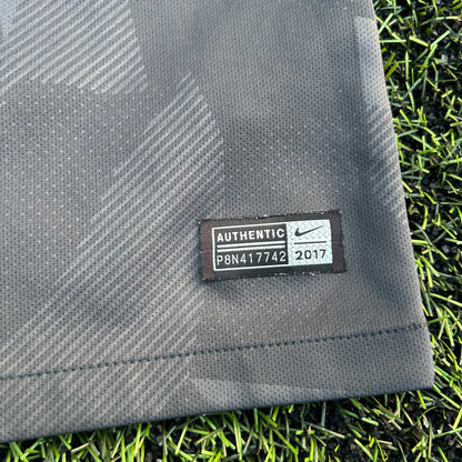 Chelsea 2017/18 Third Shirt – Size M